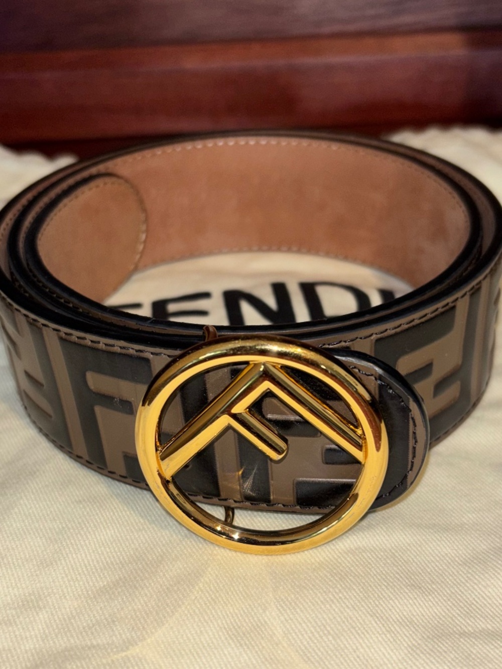 Women's Leather Fendi Logo Belt